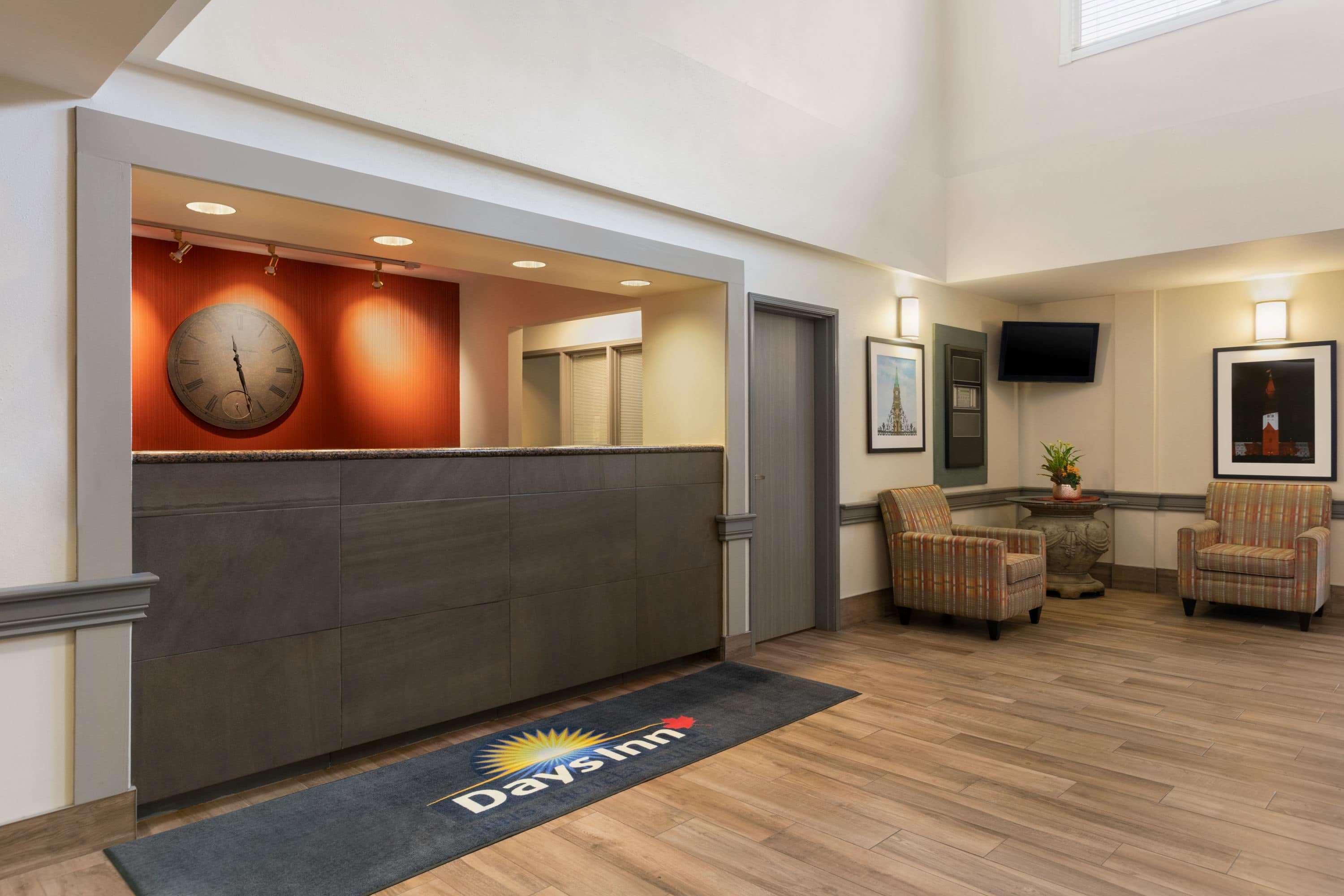 Days Inn By Wyndham Ottawa Airport Extérieur photo